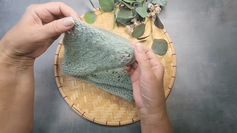 Knitting pattern FROSTED GLOW