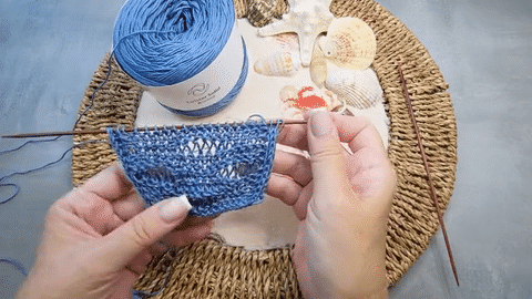 Knitting pattern WAVE GLOW