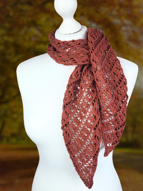 Strickanleitung MAROON GLOW