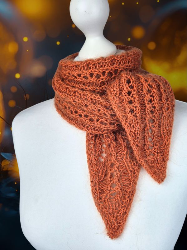 Strickanleitung PUMPKIN GLOW - Skinny-Schal bringt Farbe, Anwendungsbeispiel
