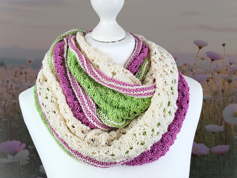 Knitting pattern DOTTING THE FLOWERS