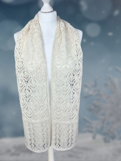 Strickanleitung WINTER LINE - Schal mit zauberhaftem Lacemuster, Anwendungsbeispiel